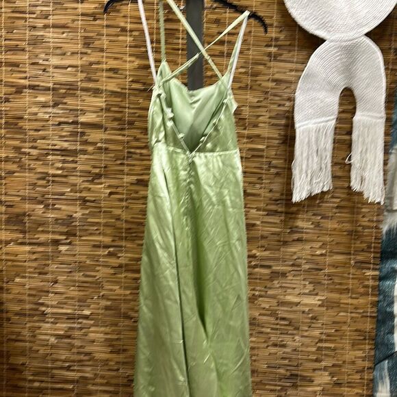 Speechless Juniors' Satin Front-Slit Lace-up Gown, Created for Macy's - Pistachi - Picture 3 of 3